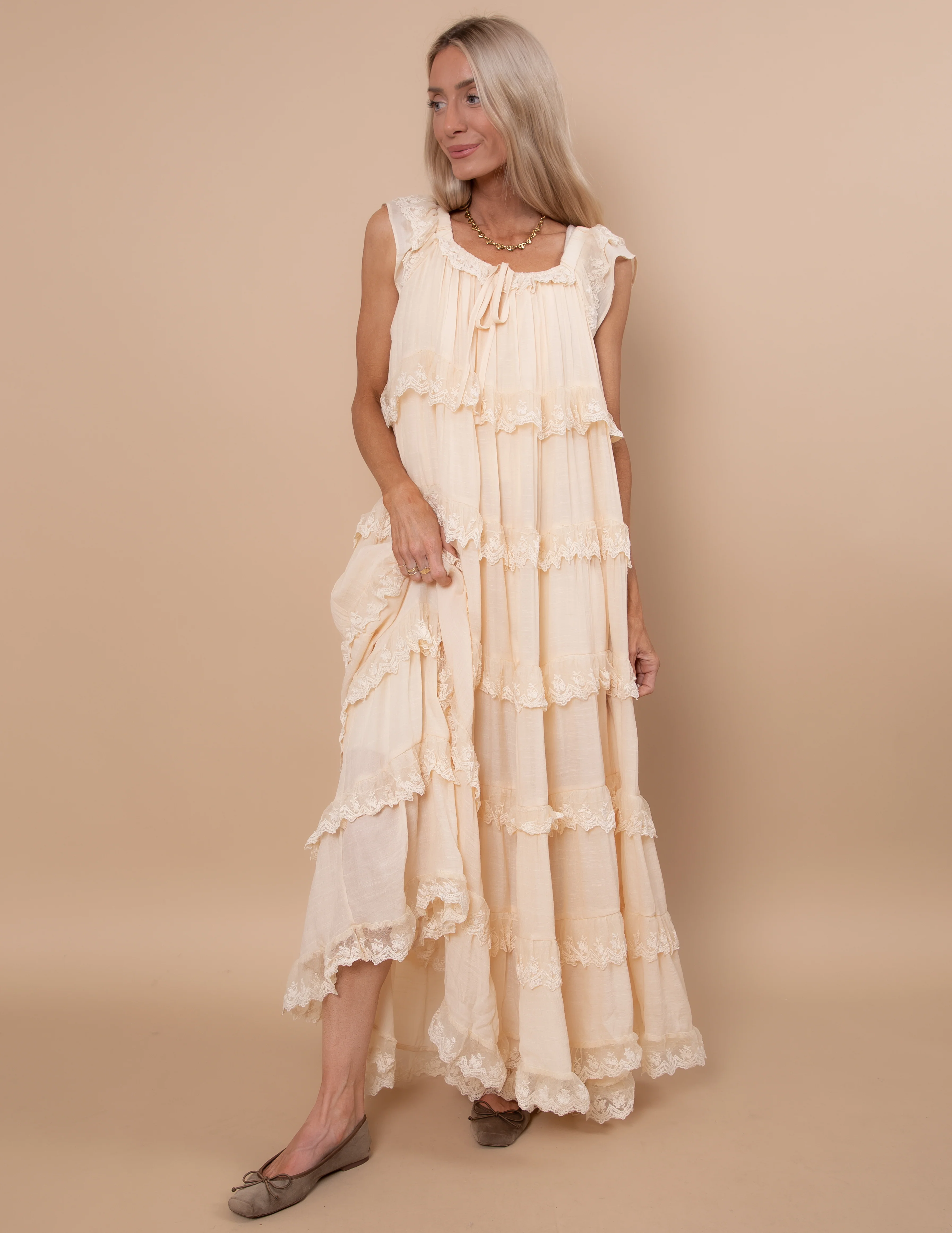 Alara Tiered Lace Dress - Image 7
