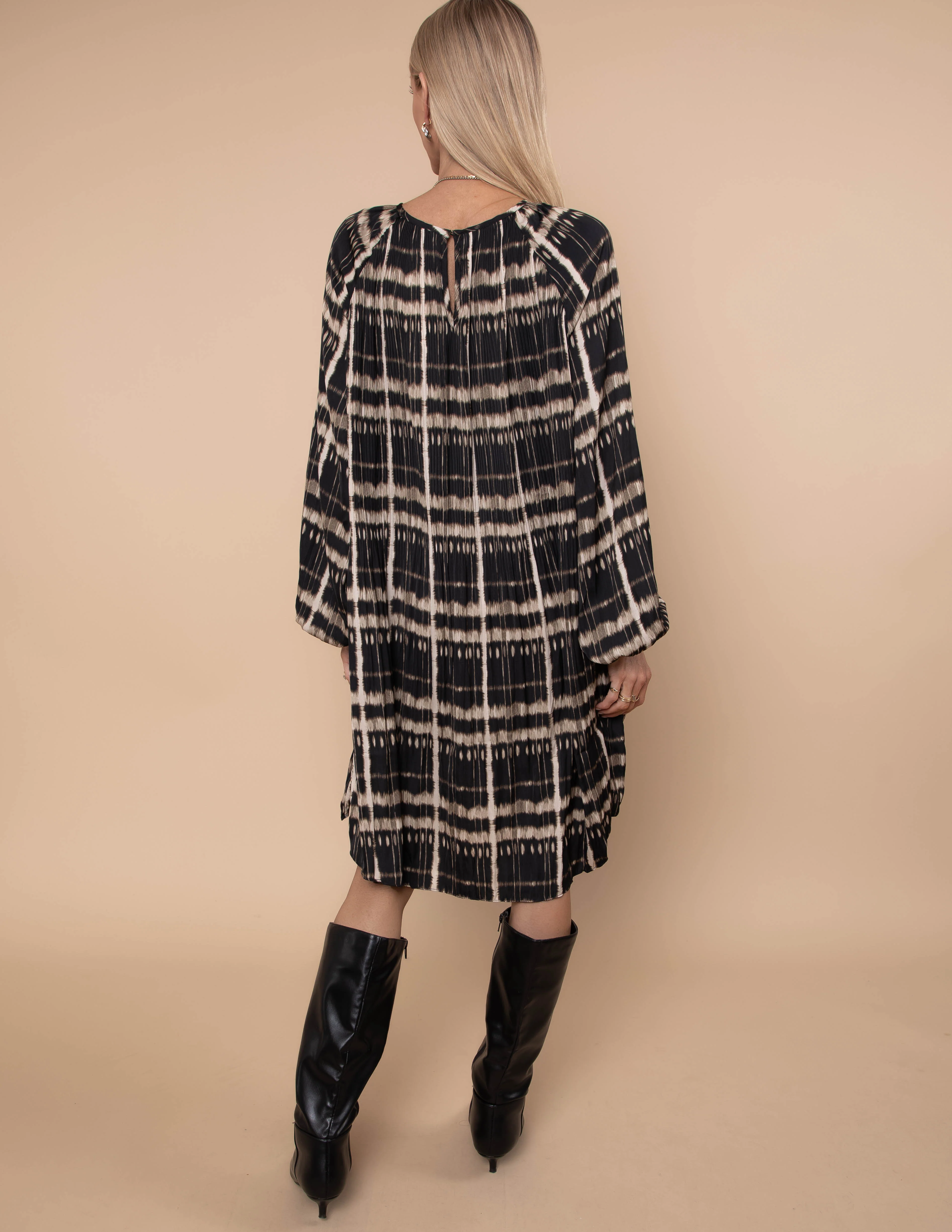 Muse Printed Dress - Image 5