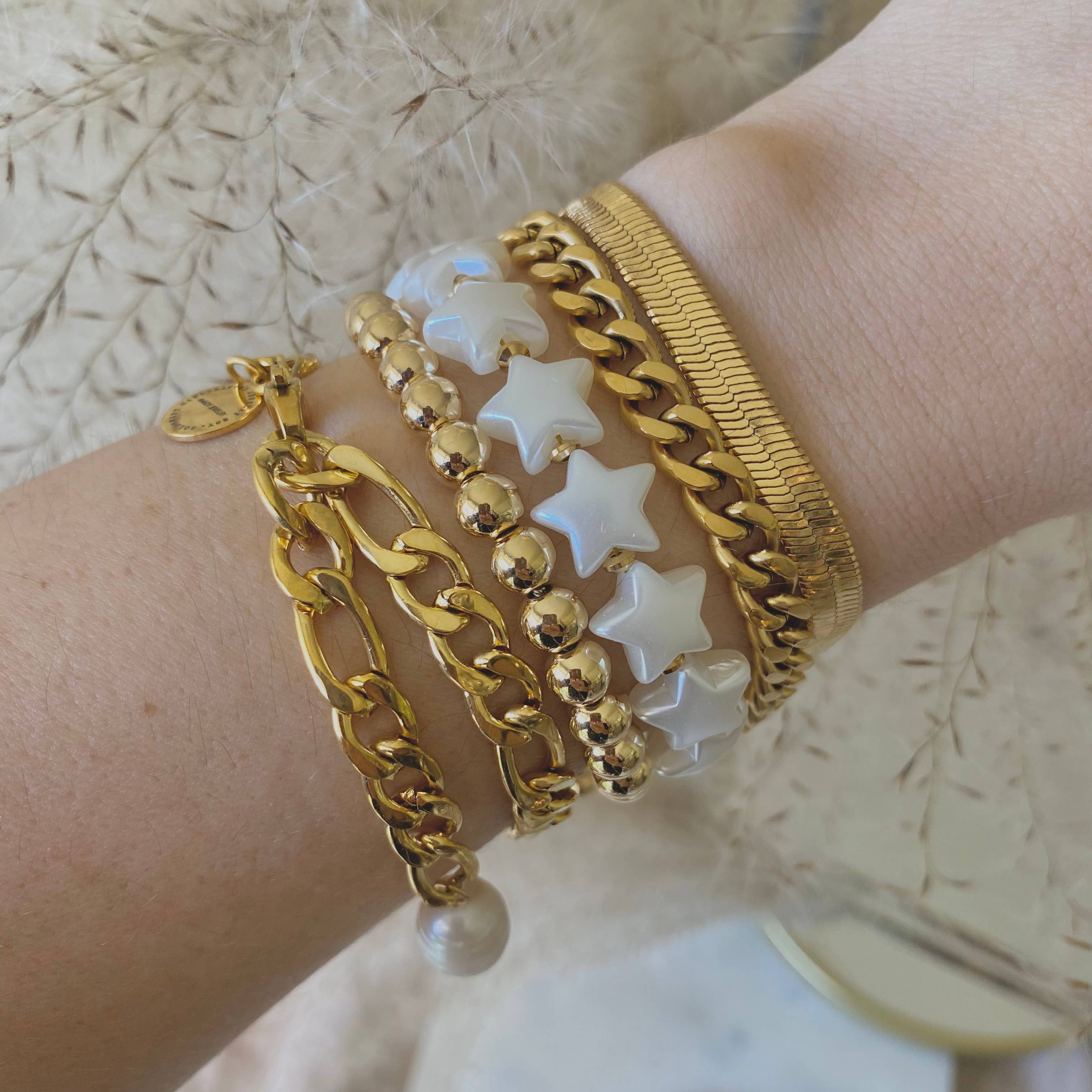 Pearl of My Heart Figaro Bracelet - Image 5